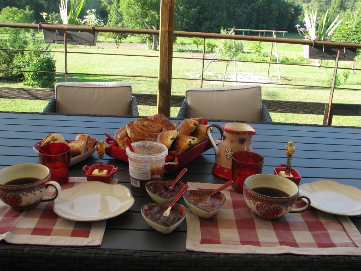 Trescléoux Le Petit Nid Douillet Bed & Breakfast エクステリア 写真