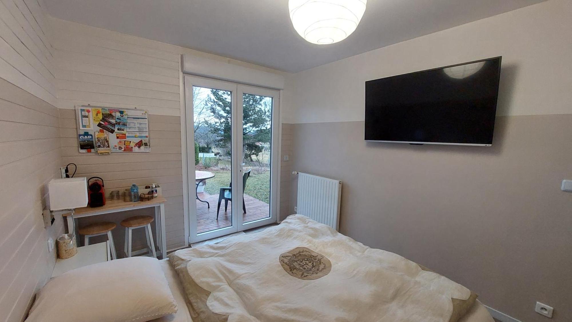 Trescléoux Le Petit Nid Douillet Bed & Breakfast エクステリア 写真
